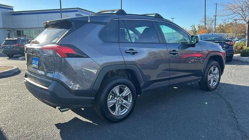 2023 Toyota RAV4 Hybrid LE