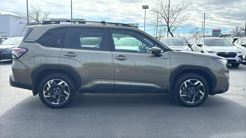 2025 Subaru Forester Hybrid Premium