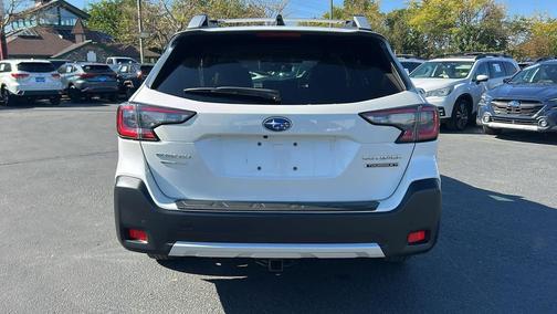 2024 Subaru Outback Touring XT