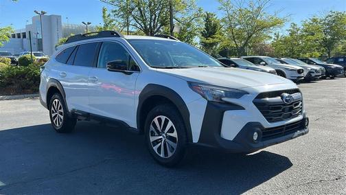 Crystal White Pearl 2025 Subaru Outback Premium
