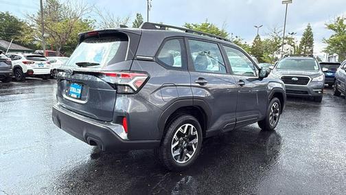 2025 Subaru Forester Base