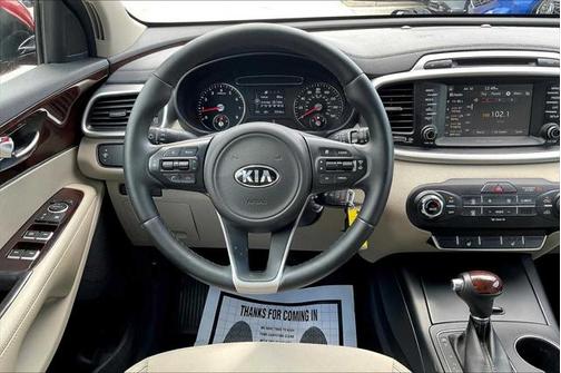 2018 Kia Sorento LX