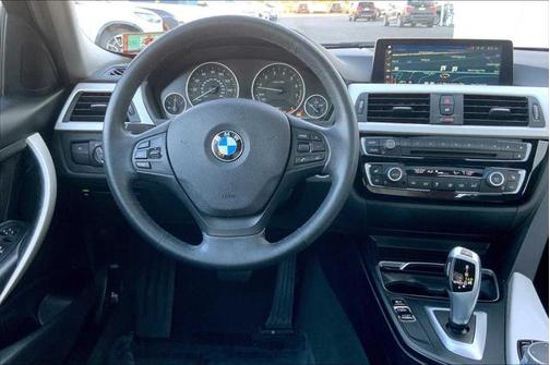 2018 BMW 320 i