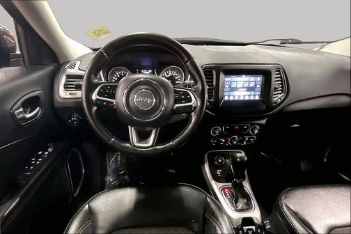 Granite Crystal Metallic Clearcoat 2020 Jeep Compass Latitude