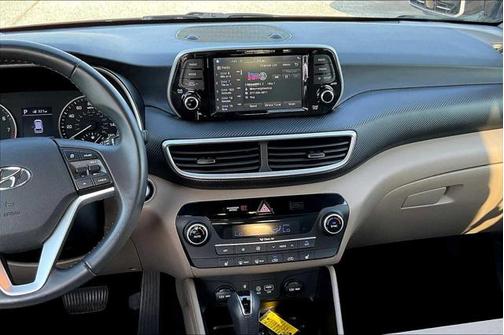 2020 Hyundai TUCSON Sport