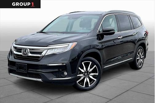2022 Honda Pilot Touring 8-Passenger