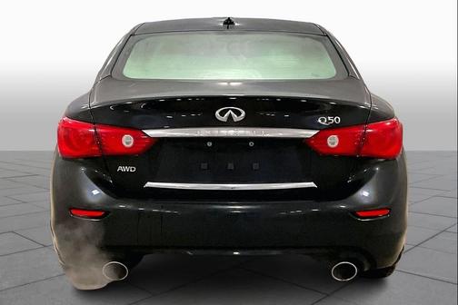 2015 INFINITI Q50 Premium
