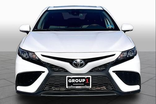 Super White 2021 Toyota Camry SE