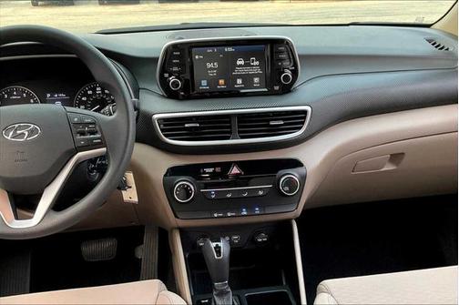 2020 Hyundai TUCSON SE