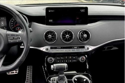 2022 Kia Stinger GT-Line