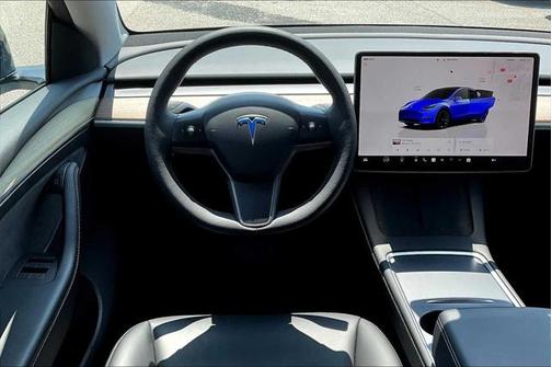 2023 Tesla Model Y AWD