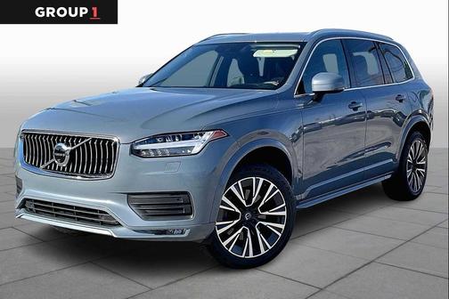 2022 Volvo XC90 T6 Momentum