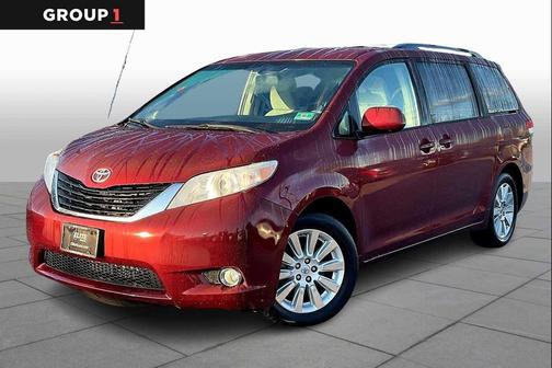2014 Toyota Sienna LE