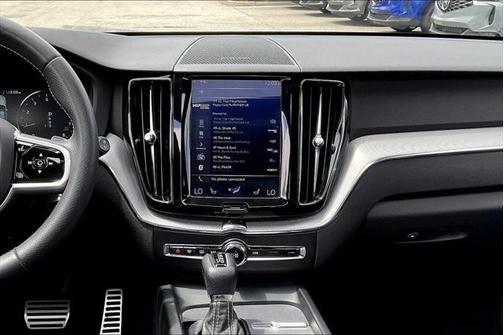 2019 Volvo XC60 T6 R-Design