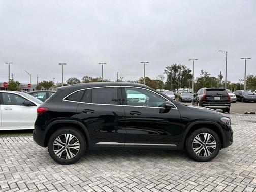 2025 Mercedes-Benz GLA 250 Base
