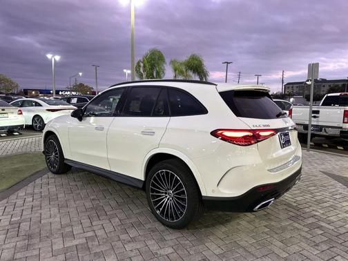 2026 Mercedes-Benz GLC 300 Base 4MATIC