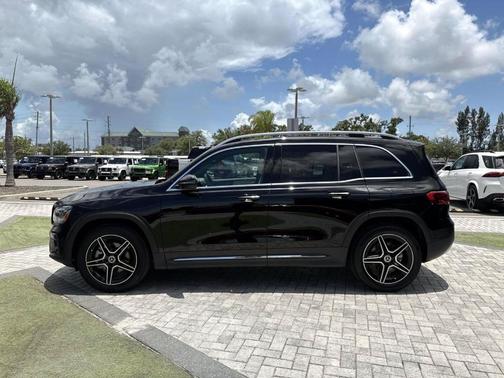 Black 2026 Mercedes-Benz GLB 250 Base