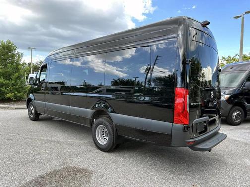 2025 Mercedes-Benz Sprinter 3500 170 WB High Roof Extended Cargo
