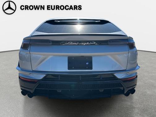2023 Lamborghini Urus S