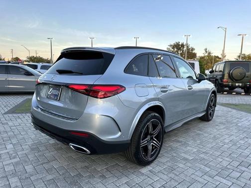 2026 Mercedes-Benz GLC 300 Base