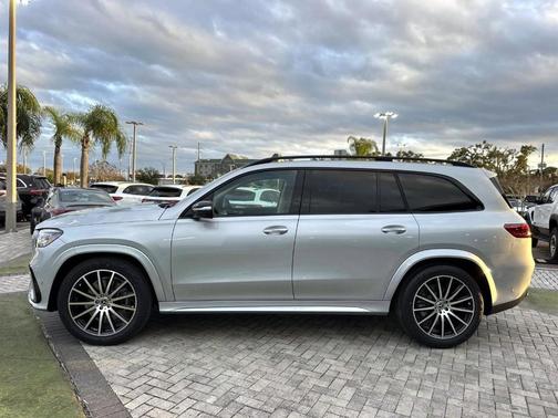 2026 Mercedes-Benz GLS 450 4MATIC