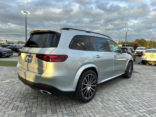 2026 Mercedes-Benz GLS 450 4MATIC