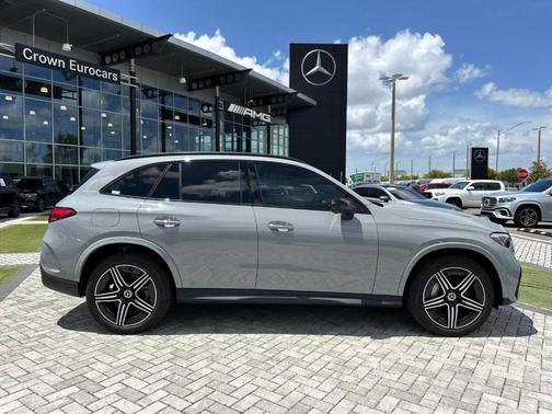 2025 Mercedes-Benz GLC 300 Base 4MATIC