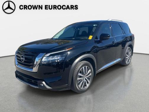 2022 Nissan Pathfinder Platinum