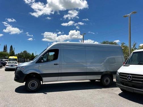 2025 Mercedes-Benz Sprinter 2500 170 WB