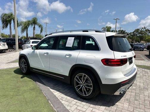 2025 Mercedes-Benz AMG GLB 35 Base