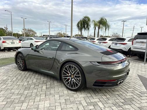 2024 Porsche 911 Carrera 4S