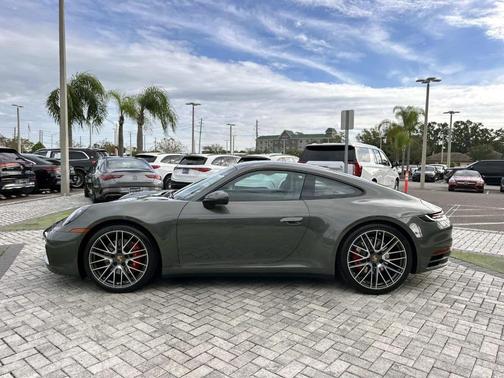 2024 Porsche 911 Carrera 4S
