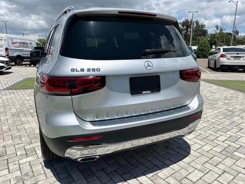 2022 Mercedes-Benz GLB 250 Base