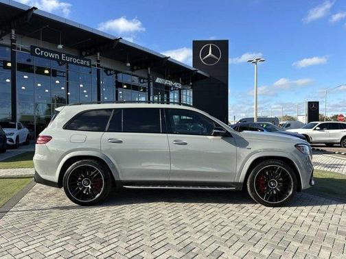 2025 Mercedes-Benz AMG GLS 63 Base
