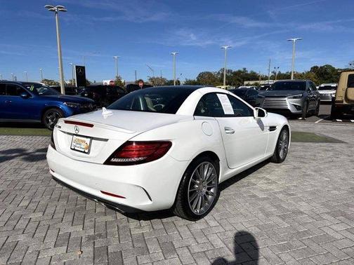 2017 Mercedes-Benz SLC 300 Base