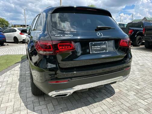 2022 Mercedes-Benz GLC 300 Base