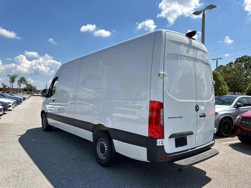 2025 Mercedes-Benz Sprinter 2500 170 WB