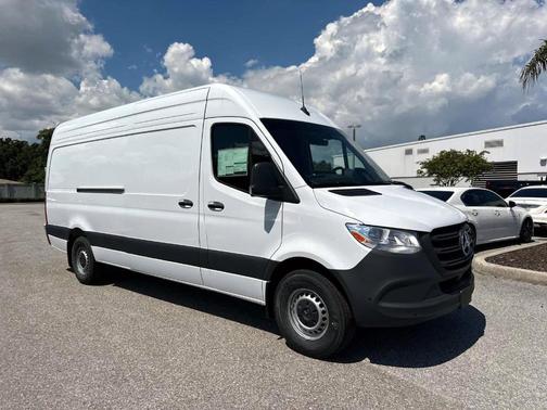 2025 Mercedes-Benz Sprinter 2500 170 WB