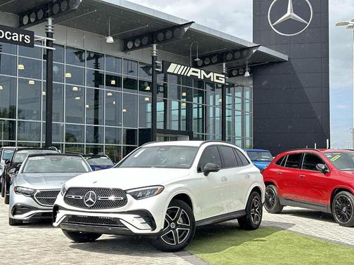2026 Mercedes-Benz GLC 300 Base