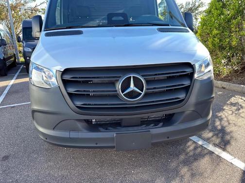 2025 Mercedes-Benz Sprinter 2500 170 WB