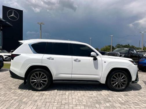 2024 Lexus LX 600 F SPORT