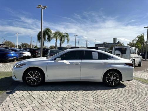 2023 Lexus ES 350 350
