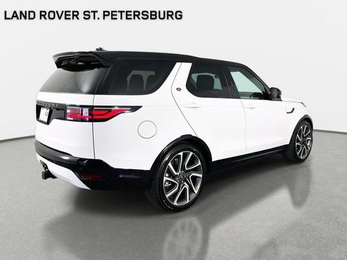 Fuji White 2025 Land Rover Discovery P360 Dynamic SE