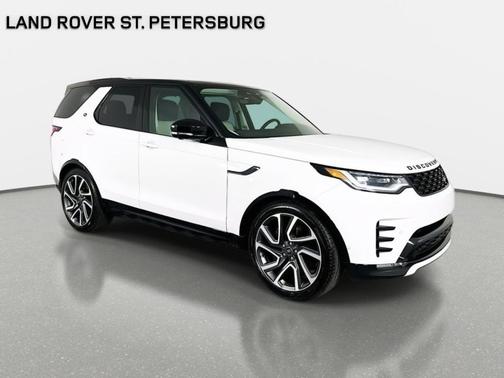Fuji White 2025 Land Rover Discovery P360 Dynamic SE
