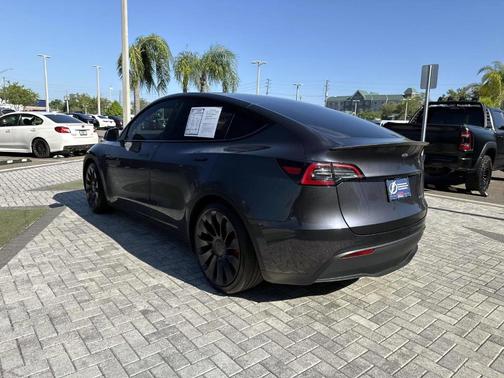 Stealth Gray 2024 Tesla Model Y Performance