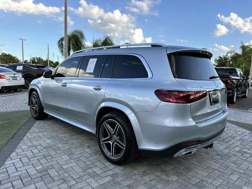 2025 Mercedes-Benz GLS 450 4MATIC