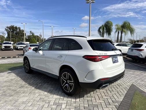 2026 Mercedes-Benz GLC 300 Base 4MATIC