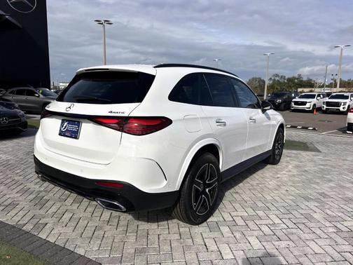 2026 Mercedes-Benz GLC 300 Base 4MATIC