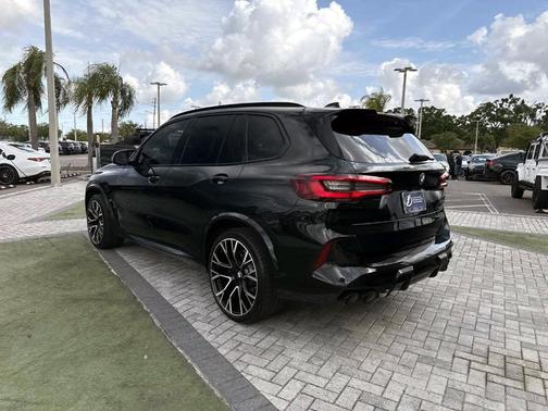Black Sapphire Metallic 2021 BMW X5 M Base