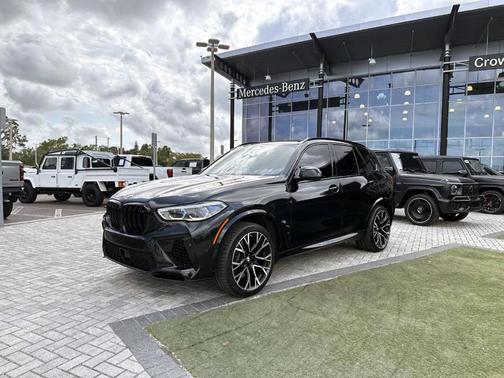 Black Sapphire Metallic 2021 BMW X5 M Base